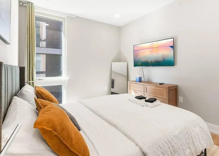 Central Nolibs, By Fishtown, Rooftop Access, Sleeps 6Ppl, Lux Queen Beds, Smart Tvs, Views